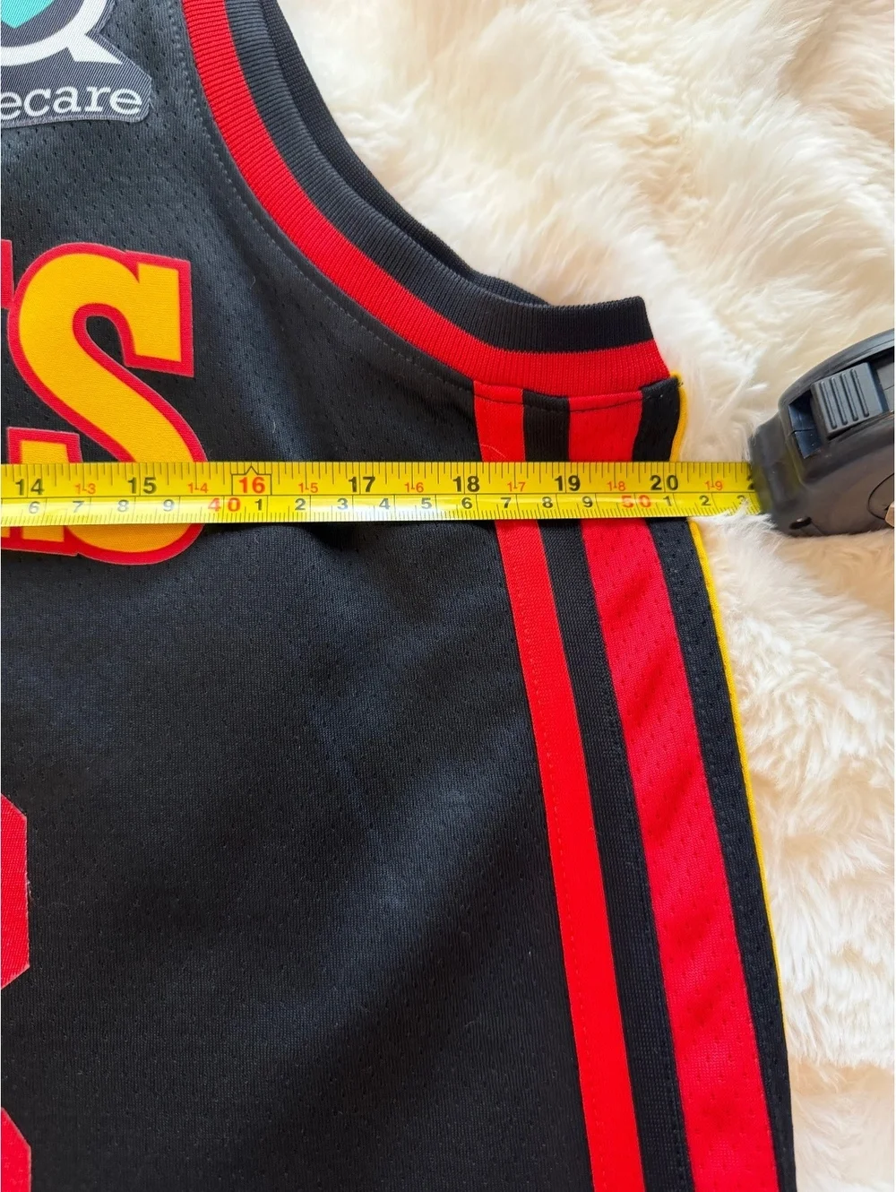Atlanta Hawks #22 Reddish NBA Swingman Jersey Black Red Yellow Size 48